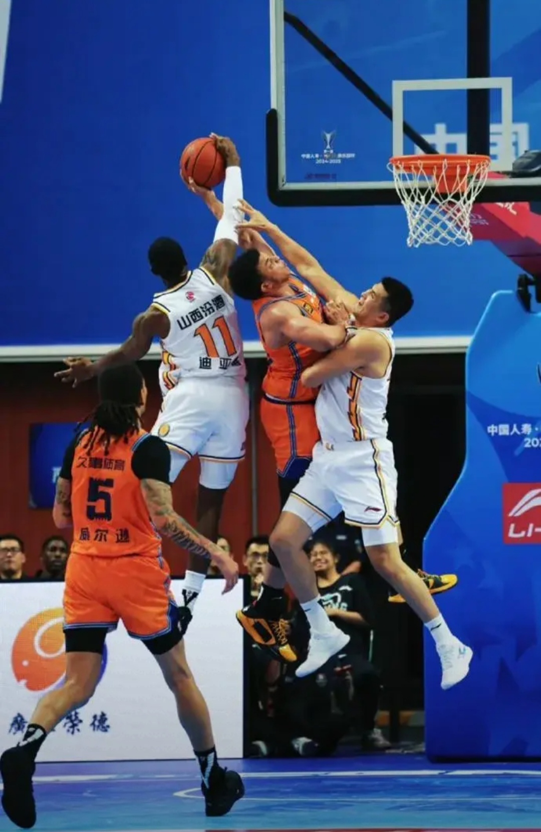 上海队全场碾压全国篮球锦标赛，如同剧本杀再现，爆冷的简单介绍