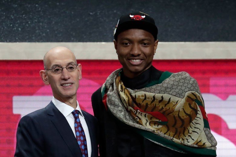 米兰体育馆-江苏队主帅力挺新秀球员，表现亮眼