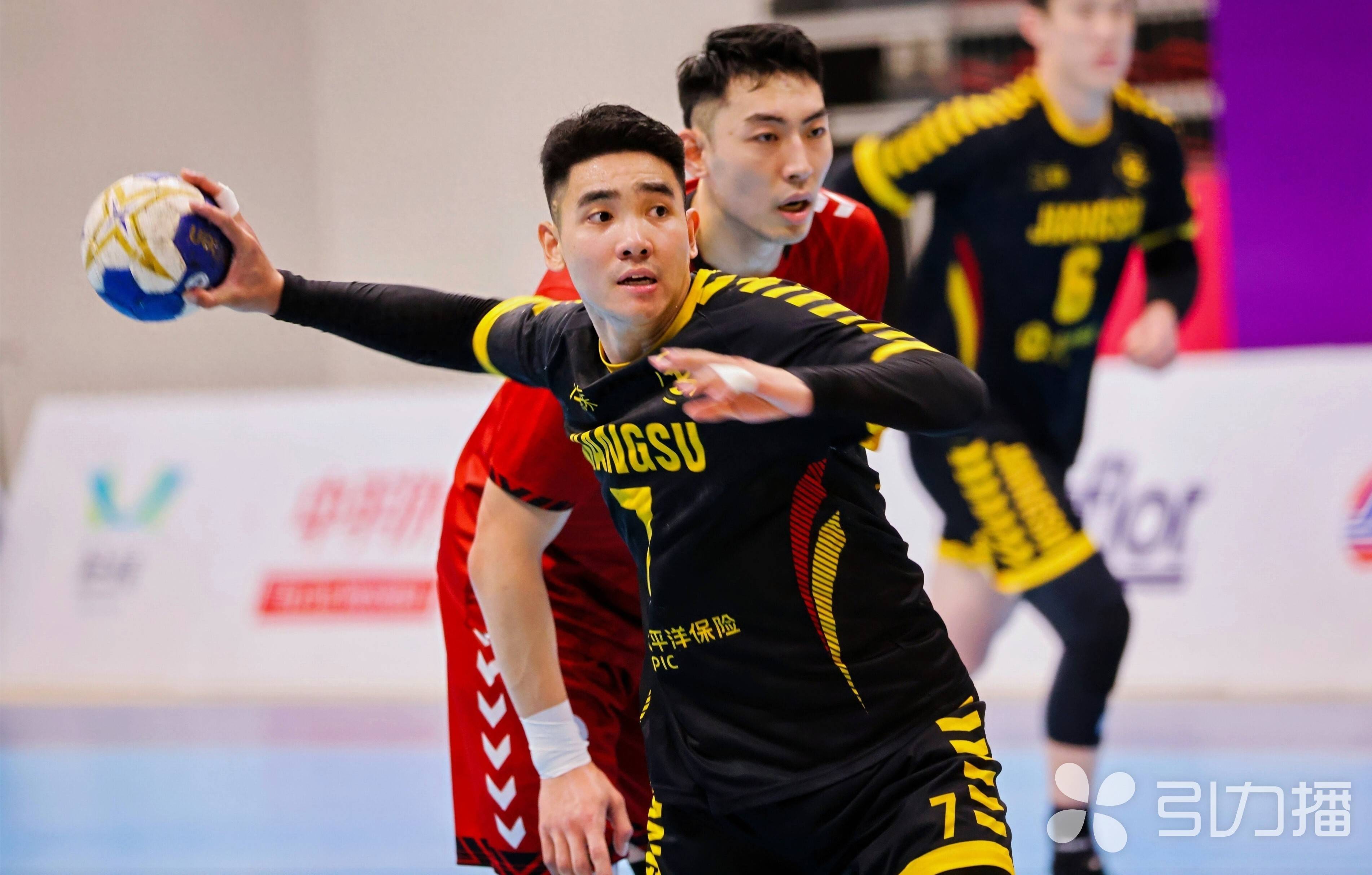 米兰体育app-江苏队换帅后获胜，球队状态回勇