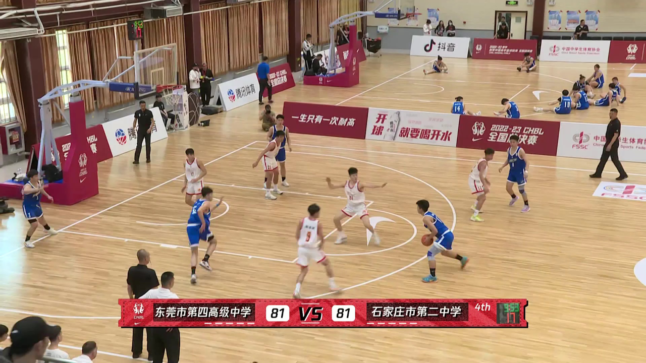 包含马来西亚球队势如破竹，晋级下一轮的词条