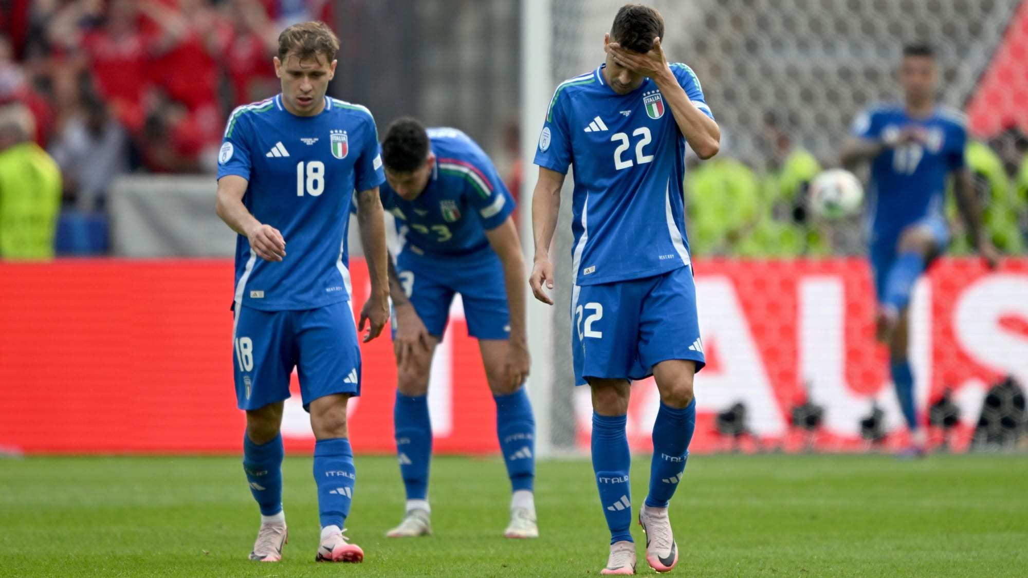 英格兰队在欧预赛中险胜对手，实力不俗的简单介绍