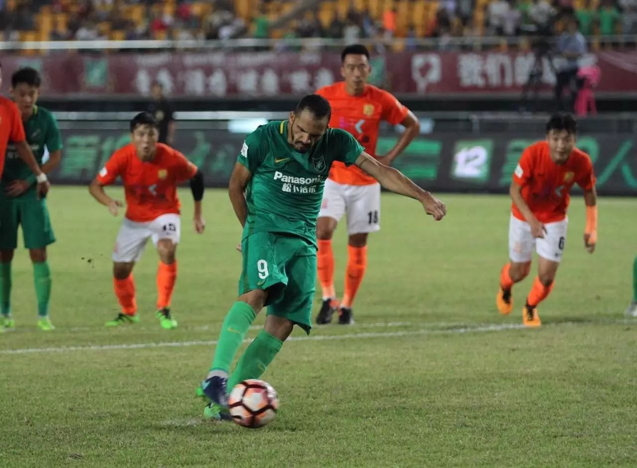 武汉卓尔主场不敌对手，陷入颓势的简单介绍