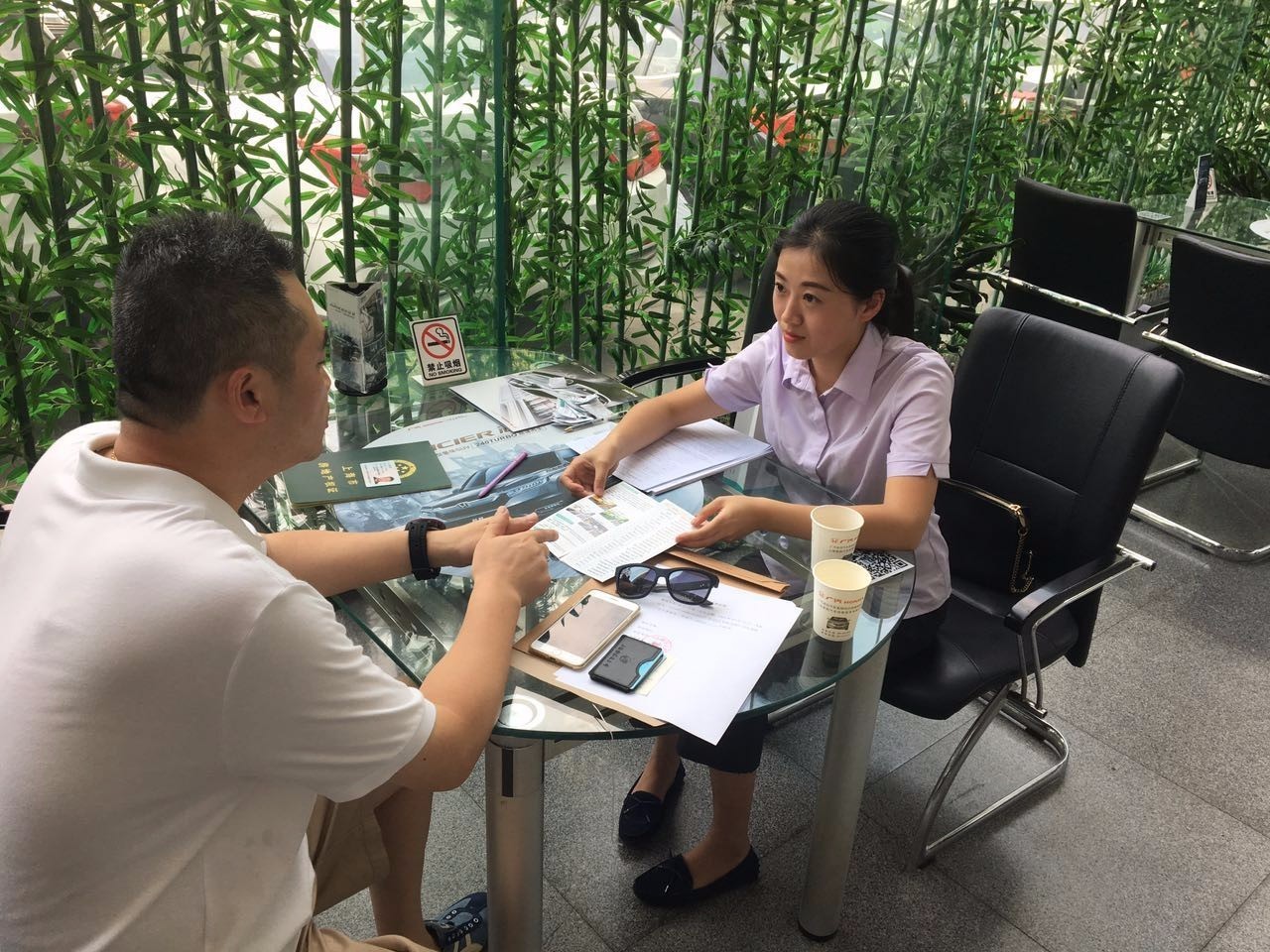 包含队伍队员全情投入：意志坚定准备迎接挑战的词条