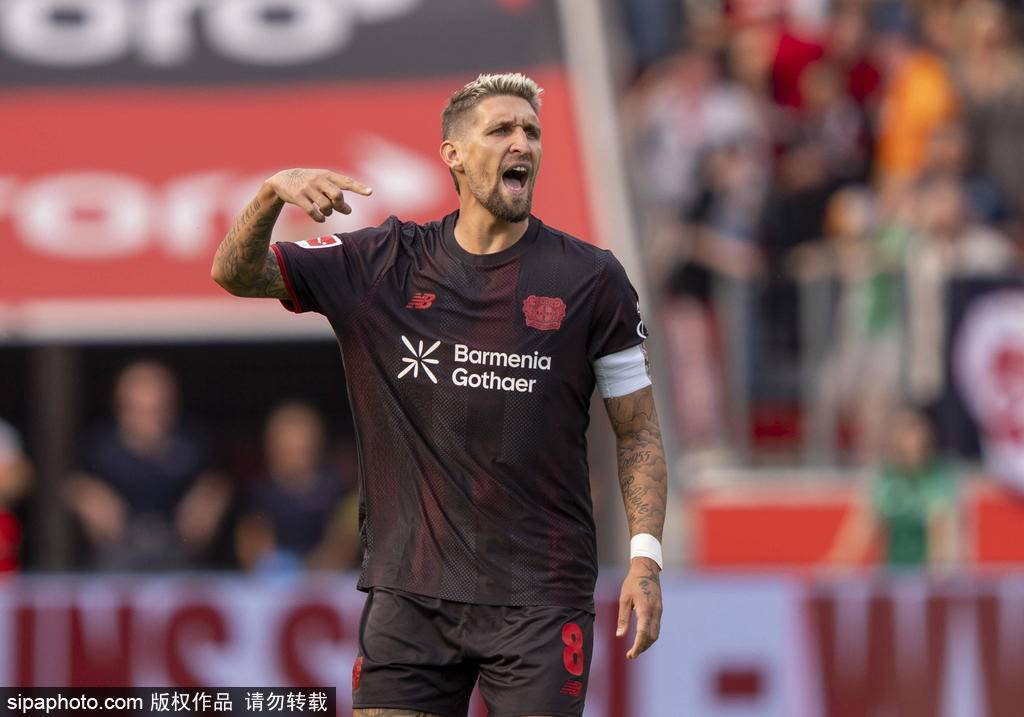 米兰体育网页版登录入口-勒沃库森再度失利，战绩艰难堪