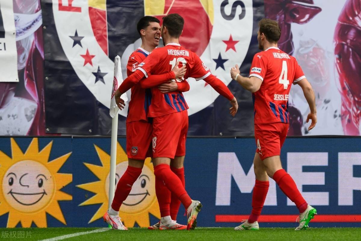 米兰体育下载-莱比锡红牛主场击溃对手取得胜利的简单介绍