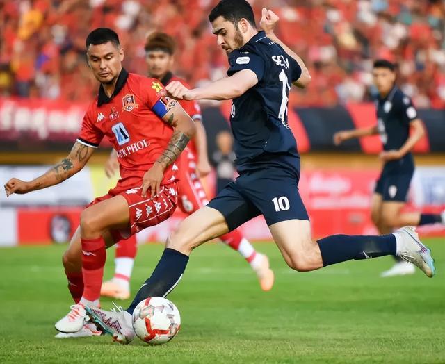 米兰体育官网登录网址-清莱联队击败对手，晋级下一轮比赛