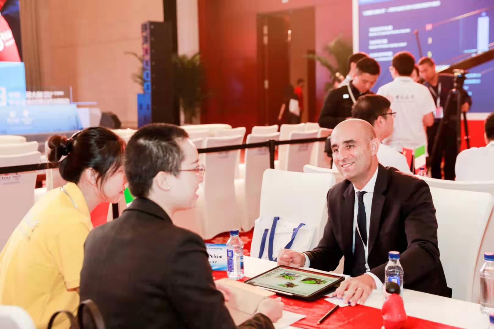 米兰体育登录入口-米兰市政府出台举措，助力本地中小企业发展