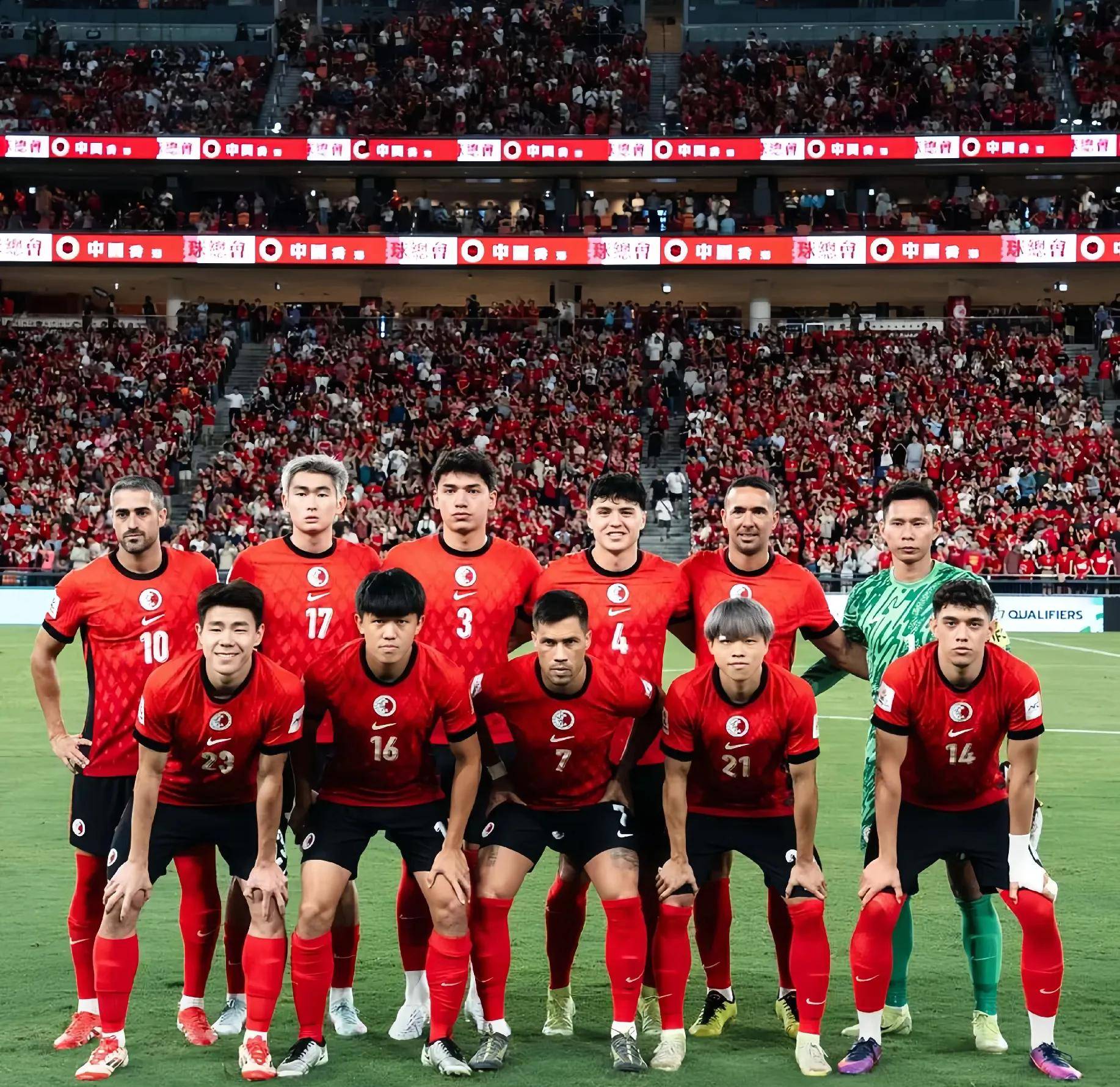 亚洲球队在世界杯上大放异彩，力争进入决赛